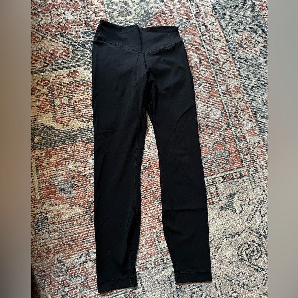 Lululemon Wunder Under Legging size 6